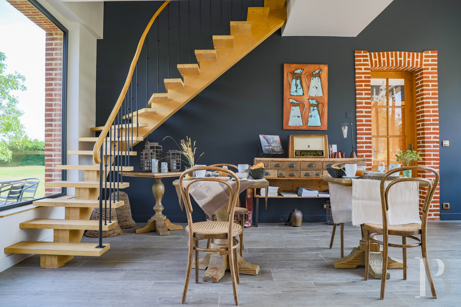 A former 18th century farmhouse with carefully renovated outbuildings on the edge of a forest in Perche - photo  n°12